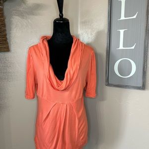 Scooped neck orange New York & company shirt